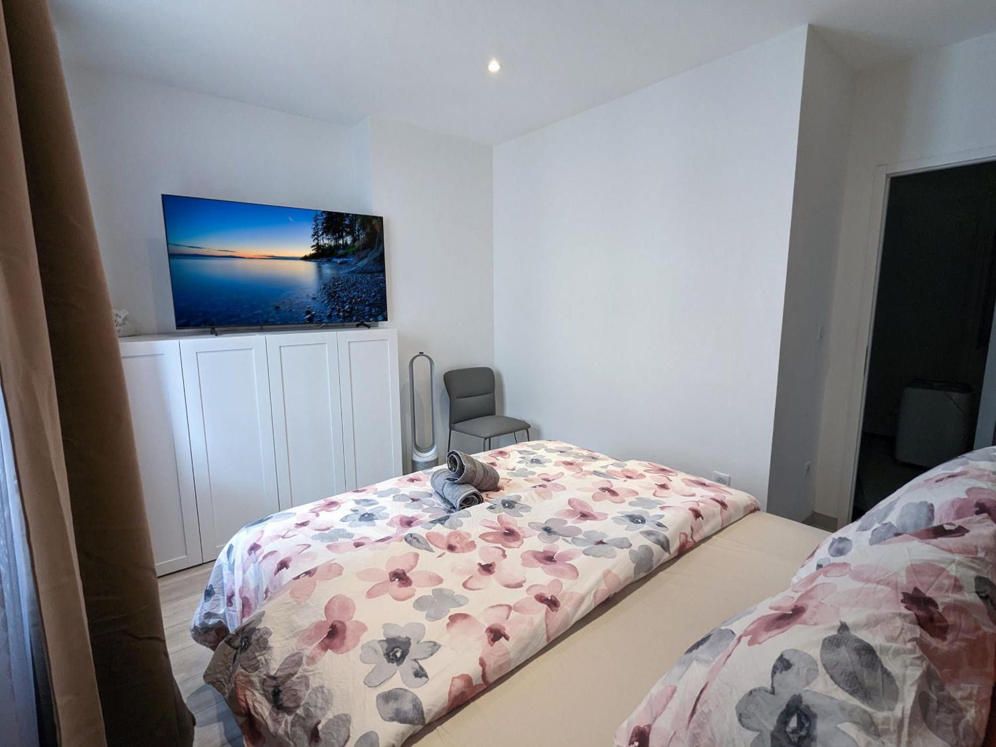 Appartement 2 - Direct Gare Part-dieu, - Ascenseur & Wi-fi Gratuit *
